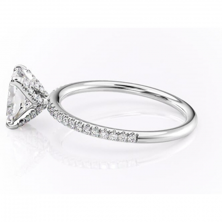 Inel de logodnă Cleo din aur Alb 14kt cu moissanite tăietură pernă – Montură pavé rafinată pentru profil înalt | Personalizează și configurează gratuit online [5]