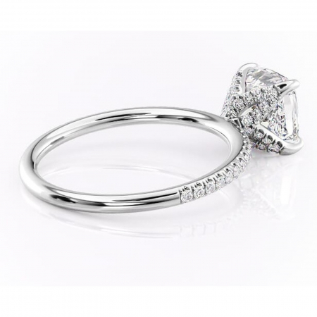 Inel de logodnă Cleo din aur Alb 18kt cu moissanite tăietură pernă – Montură pavé rafinată pentru profil înalt | Personalizează și configurează gratuit online [2]