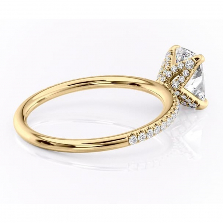 Inel de logodnă Cleo din aur Galben 14kt cu moissanite tăietură pernă – Montură pavé rafinată pentru profil înalt | Personalizează și configurează gratuit online [2]