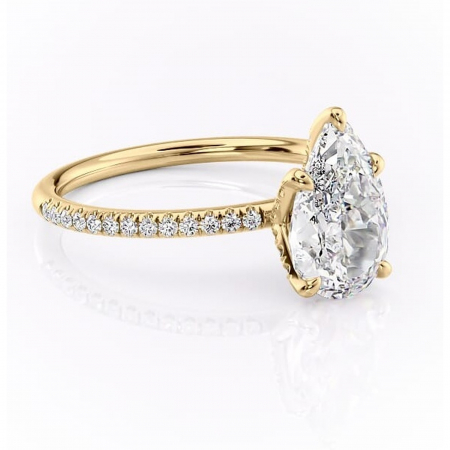 Pară - Inel de logodnă Cleo din aur Galben 18kt cu moissanite tăietură pară – Montură pavé rafinată pentru profil înalt | Personalizează și configurează gratuit online