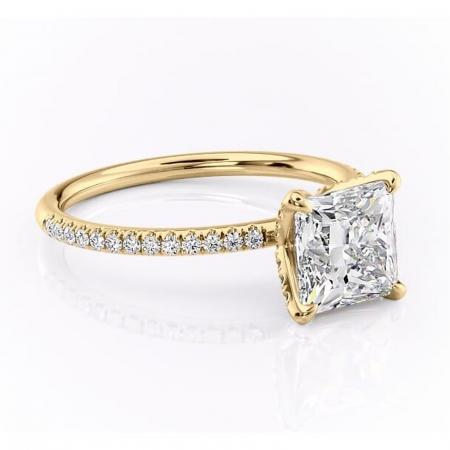 Princess - Inel de logodnă Cleo din aur Galben 18kt cu moissanite tăietură princess – Montură pavé rafinată pentru profil înalt | Personalizează și configurează gratuit online