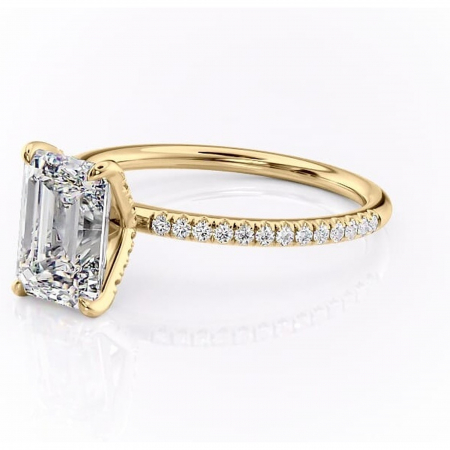 Inel de logodnă Cleo din aur Galben 14kt cu moissanite tăietură smarald – Montură pavé rafinată pentru profil înalt | Personalizează și configurează gratuit online [6]