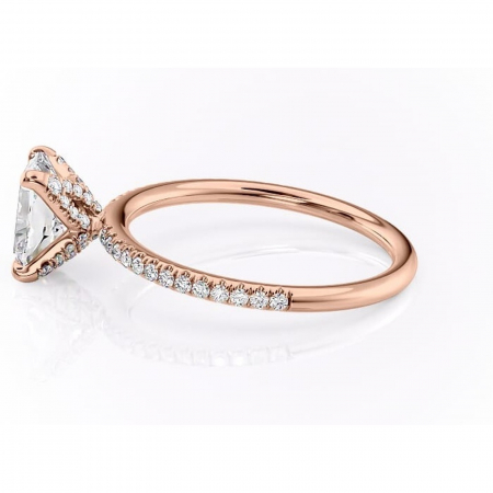 Inel de logodnă Cleo din aur Rose 14kt cu moissanite tăietură pernă – Montură pavé rafinată pentru profil înalt | Personalizează și configurează gratuit online [5]