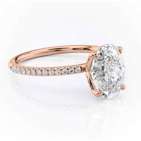 Ovală - Inel de logodnă Cleo din aur Rose 18kt cu moissanite tăietură ovală – Montură pavé rafinată pentru profil înalt | Personalizează și configurează gratuit online