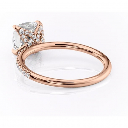 Inel de logodnă Cleo din aur Rose 14kt cu moissanite tăietură pernă – Montură pavé rafinată pentru profil înalt | Personalizează și configurează gratuit online [3]
