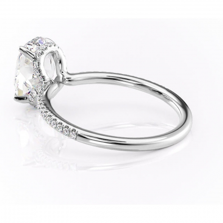 Inel de logodnă Coraline din aur Alb 14kt cu moissanite tăietură ovală – Montură pavé rafinată pentru profil înalt | Personalizează și configurează gratuit online [4]