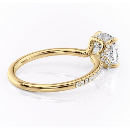 Inel de logodnă Coraline din aur Galben 18kt cu moissanite tăietură pernă – Montură pavé rafinată pentru profil înalt | Personalizează și configurează gratuit online [2]