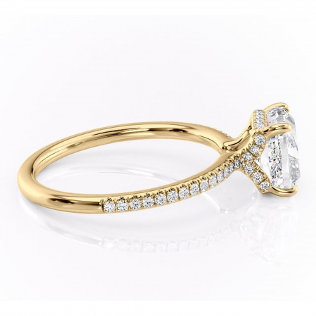 Inel de logodnă Coraline din aur Galben 18kt cu moissanite tăietură pernă – Montură pavé rafinată pentru profil înalt | Personalizează și configurează gratuit online [1]