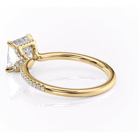 Inel de logodnă Coraline din aur Galben 14kt cu moissanite tăietură princess – Montură pavé rafinată pentru profil înalt | Personalizează și configurează gratuit online [4]