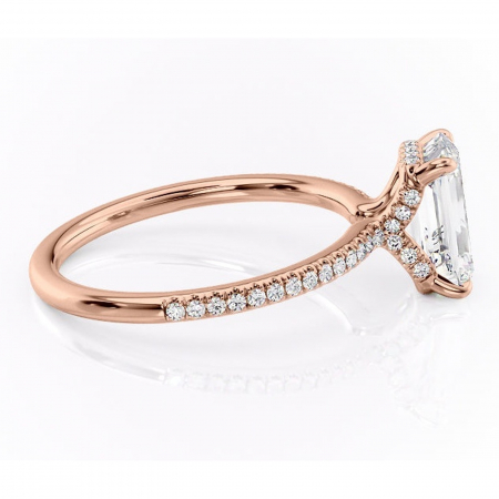 Inel de logodnă Coraline din aur Rose 14kt cu moissanite tăietură smarald – Montură pavé rafinată pentru profil înalt | Personalizează și configurează gratuit online [1]