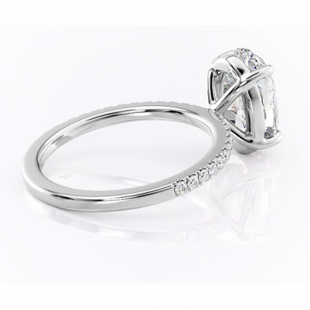 Inel de logodnă Cordelia din aur Alb 14kt cu moissanite tăietură ovală – Profil pătrat rafinată pentru profil înalt | Personalizează și configurează gratuit online [2]