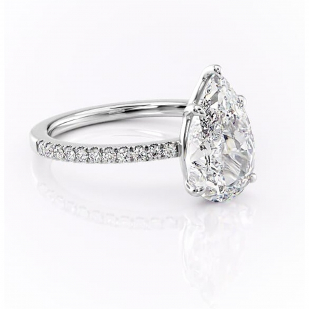 Pară - Inel de logodnă Cordelia din aur Alb 14kt cu moissanite tăietură pară – Profil pătrat rafinată pentru profil înalt | Personalizează și configurează gratuit online