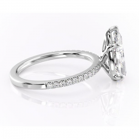 Inel de logodnă Cordelia din aur Alb 14kt cu moissanite tăietură pară – Profil pătrat rafinată pentru profil înalt | Personalizează și configurează gratuit online [1]