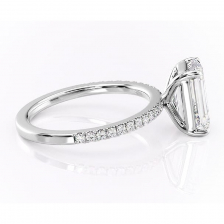 Inel de logodnă Cordelia din aur Alb 14kt cu moissanite tăietură smarald – Profil pătrat rafinată pentru profil înalt | Personalizează și configurează gratuit online [1]