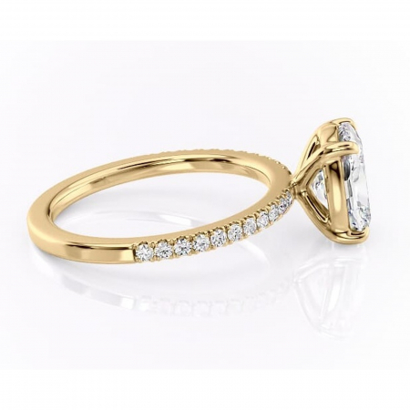 Inel de logodnă Cordelia din aur Galben 14kt cu moissanite tăietură pernă – Profil pătrat rafinată pentru profil înalt | Personalizează și configurează gratuit online [1]