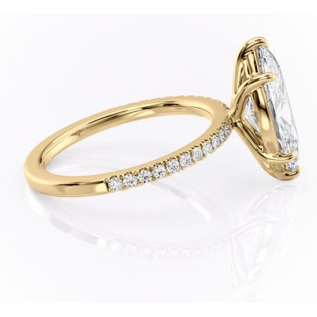 Inel de logodnă Cordelia din aur Galben 14kt cu moissanite tăietură marquise – Profil pătrat rafinată pentru profil înalt | Personalizează și configurează gratuit online [1]