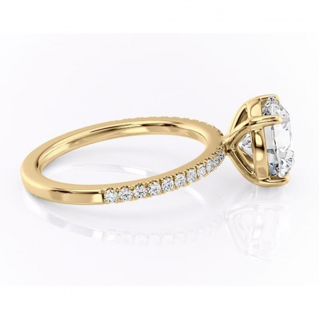 Inel de logodnă Cordelia din aur Galben 14kt cu moissanite tăietură rotundă – Profil pătrat rafinată pentru profil înalt | Personalizează și configurează gratuit online [1]