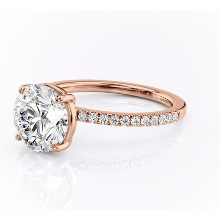 Inel de logodnă Cordelia din aur Rose 14kt cu moissanite tăietură rotundă – Profil pătrat rafinată pentru profil înalt | Personalizează și configurează gratuit online [6]