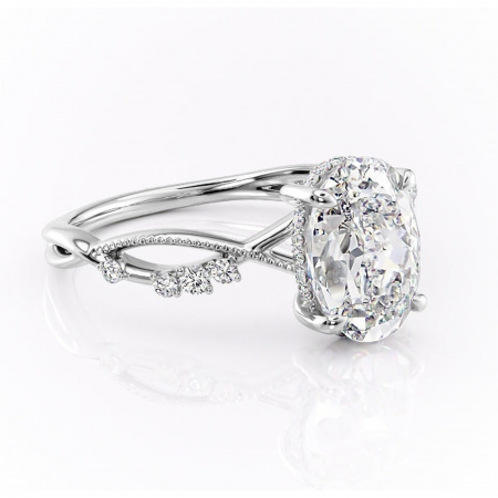 Ovală - Inel de logodnă Crystal din aur Alb 14kt cu moissanite tăietură ovală – Pietre laterale rafinată pentru profil mediu | Personalizează și configurează gratuit online