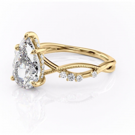 Inel de logodnă Crystal din aur Galben 18kt cu moissanite tăietură pară – Pietre laterale rafinată pentru profil mediu | Personalizează și configurează gratuit online [6]