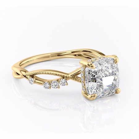 Pernă - Inel de logodnă Crystal din aur Galben 18kt cu moissanite tăietură pernă – Pietre laterale rafinată pentru profil mediu | Personalizează și configurează gratuit online