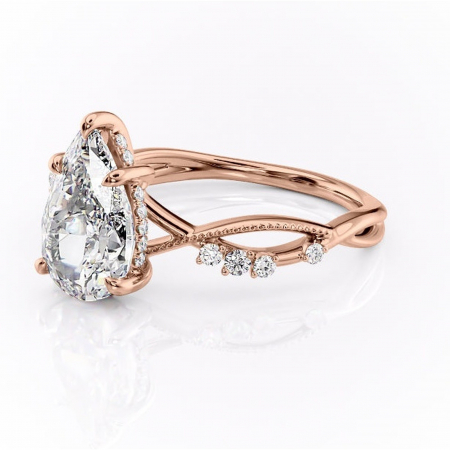 Inel de logodnă Crystal din aur Rose 18kt cu moissanite tăietură pară – Pietre laterale rafinată pentru profil mediu | Personalizează și configurează gratuit online [6]