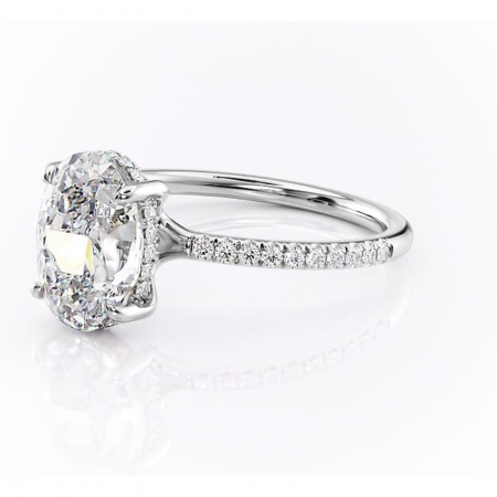 Inel de logodnă Daisy din aur Alb 14kt cu moissanite tăietură ovală – Montură pavé rafinată pentru profil jos | Personalizează și configurează gratuit online [6]
