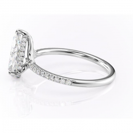 Inel de logodnă Daisy din aur Alb 14kt cu moissanite tăietură pară – Montură pavé rafinată pentru profil jos | Personalizează și configurează gratuit online [5]