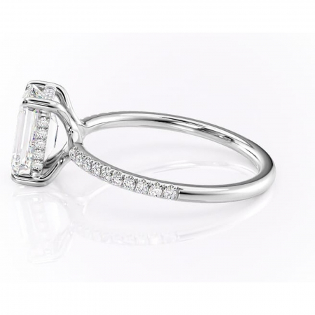 Inel de logodnă Daisy din aur Alb 14kt cu moissanite tăietură smarald – Montură pavé rafinată pentru profil jos | Personalizează și configurează gratuit online [5]