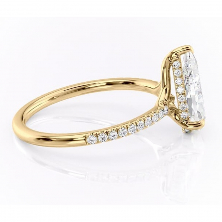 Inel de logodnă Daisy din aur Galben 14kt cu moissanite tăietură pară – Montură pavé rafinată pentru profil jos | Personalizează și configurează gratuit online [1]