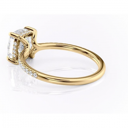 Inel de logodnă Daisy din aur Galben 14kt cu moissanite tăietură pernă – Montură pavé rafinată pentru profil jos | Personalizează și configurează gratuit online [4]
