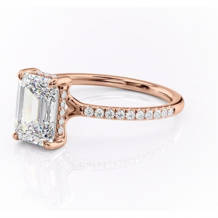 Inel de logodnă Daisy din aur Rose 14kt cu moissanite tăietură smarald – Montură pavé rafinată pentru profil jos | Personalizează și configurează gratuit online [6]