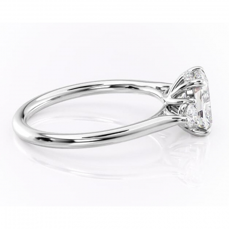 Inel de logodnă Delphine din aur Alb 14kt cu moissanite tăietură asscher – Montură cu trei pietre rafinată pentru profil mediu | Personalizează și configurează gratuit online [1]