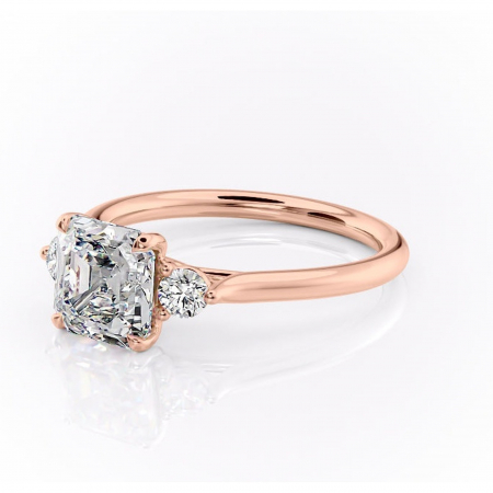 Inel de logodnă Delphine din aur Rose 14kt cu moissanite tăietură asscher – Montură cu trei pietre rafinată pentru profil mediu | Personalizează și configurează gratuit online [6]