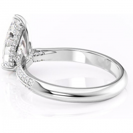 Inel de logodnă Elara din aur Alb 18kt cu moissanite tăietură pară – Montură pavé rafinată pentru profil înalt | Personalizează și configurează gratuit online [4]