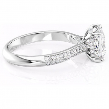 Inel de logodnă Elara din aur Alb 18kt cu moissanite tăietură princess – Montură pavé rafinată pentru profil înalt | Personalizează și configurează gratuit online [1]