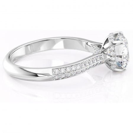 Inel de logodnă Elara din aur Alb 14kt cu moissanite tăietură rotundă – Montură pavé rafinată pentru profil înalt | Personalizează și configurează gratuit online [1]