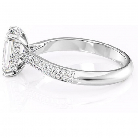 Inel de logodnă Elara din aur Alb 18kt cu moissanite tăietură smarald – Montură pavé rafinată pentru profil înalt | Personalizează și configurează gratuit online [5]