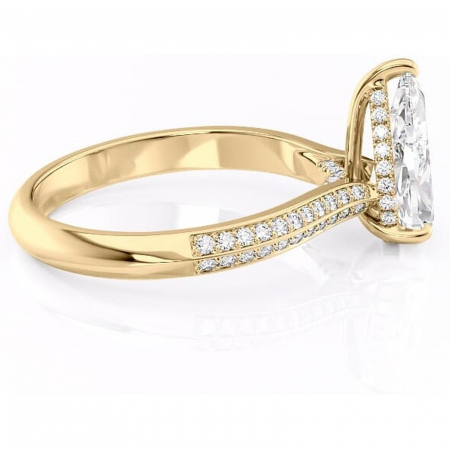Inel de logodnă Elara din aur Galben 18kt cu moissanite tăietură pară – Montură pavé rafinată pentru profil înalt | Personalizează și configurează gratuit online [1]