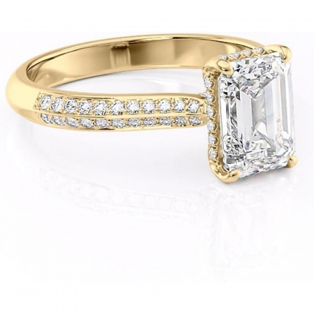 14K - Inel de logodnă Elara din aur Galben 14kt cu moissanite tăietură smarald – Montură pavé rafinată pentru profil înalt | Personalizează și configurează gratuit online