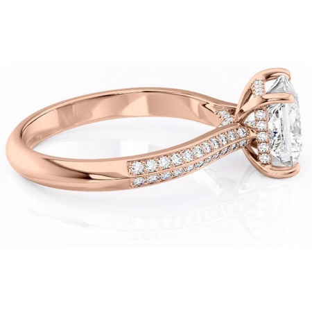 Inel de logodnă Elara din aur Rose 14kt cu moissanite tăietură princess – Montură pavé rafinată pentru profil înalt | Personalizează și configurează gratuit online [1]