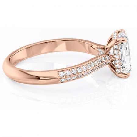 Inel de logodnă Elara din aur Rose 14kt cu moissanite tăietură radiantă – Montură pavé rafinată pentru profil înalt | Personalizează și configurează gratuit online [1]