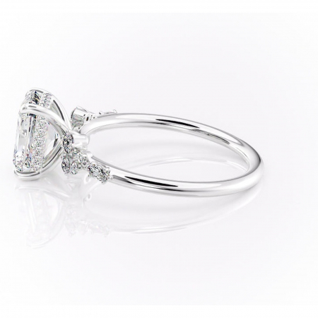 Inel de logodnă Elaris din aur Alb 14kt cu moissanite tăietură radiantă – Pietre laterale rafinată pentru profil înalt | Personalizează și configurează gratuit online [5]