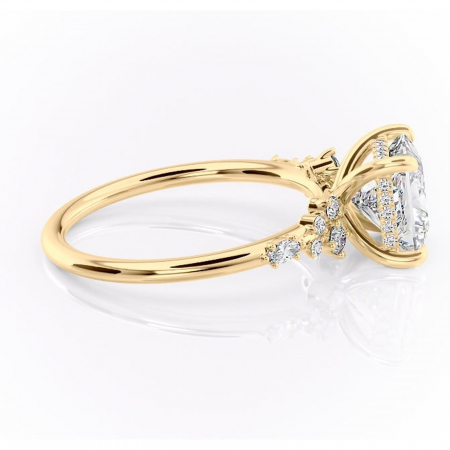Inel de logodnă Elaris din aur Galben 14kt cu moissanite tăietură princess – Pietre laterale rafinată pentru profil înalt | Personalizează și configurează gratuit online [1]
