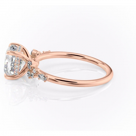 Inel de logodnă Elaris din aur Rose 14kt cu moissanite tăietură pernă – Pietre laterale rafinată pentru profil înalt | Personalizează și configurează gratuit online [5]