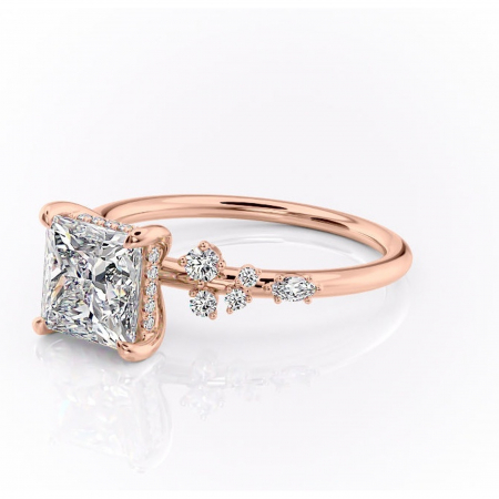 Inel de logodnă Elaris din aur Rose 14kt cu moissanite tăietură princess – Pietre laterale rafinată pentru profil înalt | Personalizează și configurează gratuit online [6]