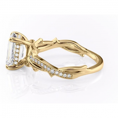 Inel de logodnă Eleanor din aur Galben 14kt cu moissanite tăietură smarald – Montură pavé rafinată pentru profil mediu | Personalizează și configurează gratuit online [5]