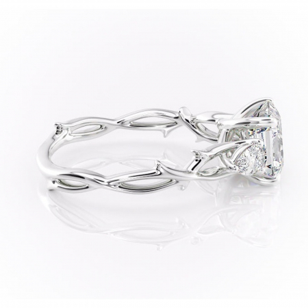 Inel de logodnă Elira din aur Alb 14kt cu moissanite tăietură asscher – Montură cu trei pietre rafinată pentru profil mediu | Personalizează și configurează gratuit online [1]