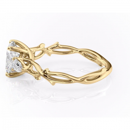 Inel de logodnă Elira din aur Galben 14kt cu moissanite tăietură asscher – Montură cu trei pietre rafinată pentru profil mediu | Personalizează și configurează gratuit online [5]