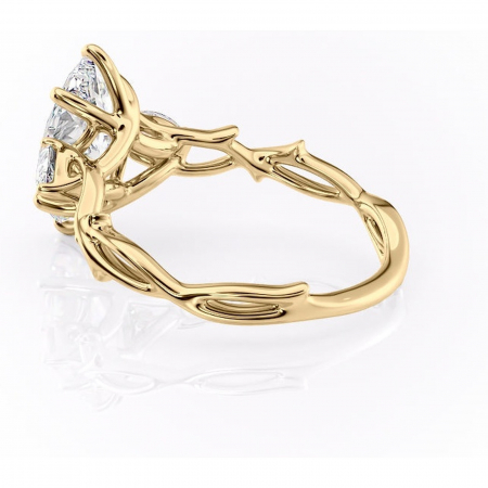 Inel de logodnă Elira din aur Galben 14kt cu moissanite tăietură marquise – Montură cu trei pietre rafinată pentru profil mediu | Personalizează și configurează gratuit online [4]